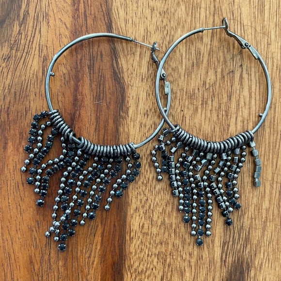 Beautiful dangling hoop earrings - Picture 3 of 7